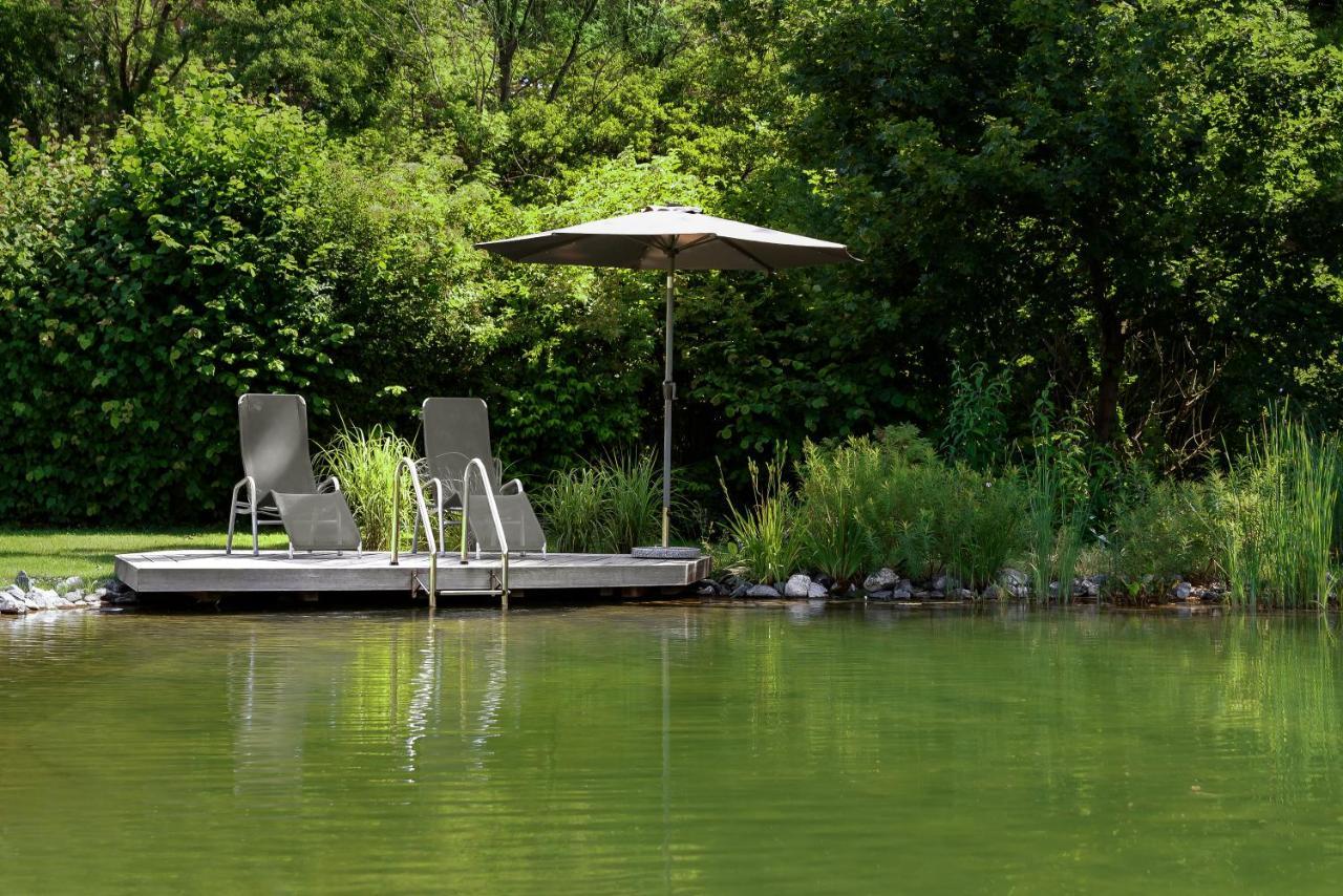 Romantic Wooden Lodge,Sauna,Schwimmteich,Alleinstehend,Absolut Ruhig Hessisch Oldendorf Esterno foto