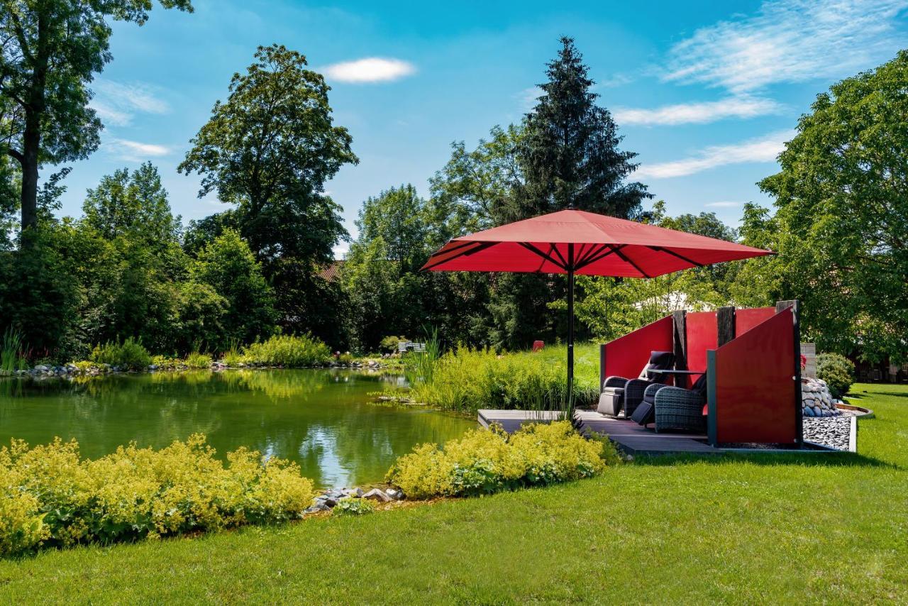 Romantic Wooden Lodge,Sauna,Schwimmteich,Alleinstehend,Absolut Ruhig Hessisch Oldendorf Esterno foto